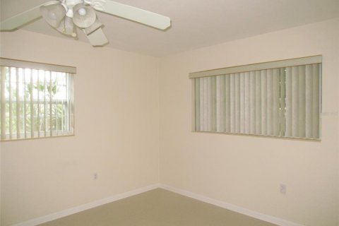 House in Port Charlotte, Florida 3 bedrooms, 162.49 sq.m. № 1833495 - photo 19