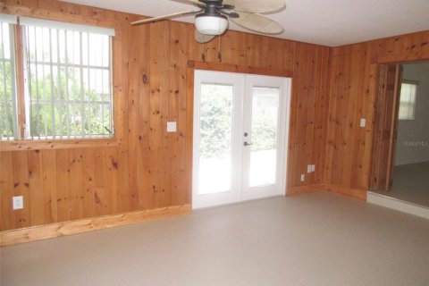 House in Port Charlotte, Florida 3 bedrooms, 162.49 sq.m. № 1833495 - photo 15
