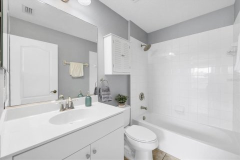 Casa en venta en Bradenton, Florida, 2 dormitorios, 137.5 m2 № 1613850 - foto 21