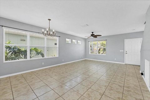 Casa en venta en Bradenton, Florida, 2 dormitorios, 137.5 m2 № 1613850 - foto 8