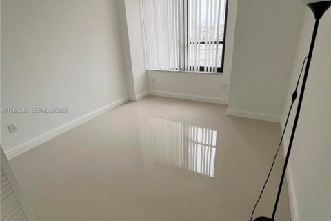 Купить кондоминиум в Холливуд, Флорида 2 спальни, 103.12м2, № 2025766 - фото 10