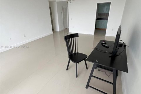 Купить кондоминиум в Холливуд, Флорида 2 спальни, 103.12м2, № 2025766 - фото 8