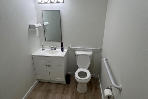 Снять в аренду коммерческую недвижимость в Лутц, Флорида 233.37м2, № 1919265 - фото 30
