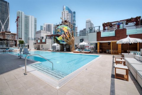 Condo in Miami, Florida, 2 bedrooms  № 2242619 - photo 22