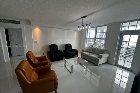 Купить кондоминиум в Бока-Ратон, Флорида 2 спальни, 142.6м2, № 2044936 - фото 10