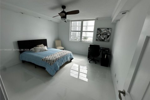 Купить кондоминиум в Бока-Ратон, Флорида 2 спальни, 142.6м2, № 2044936 - фото 19