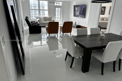 Купить кондоминиум в Бока-Ратон, Флорида 2 спальни, 142.6м2, № 2044936 - фото 8