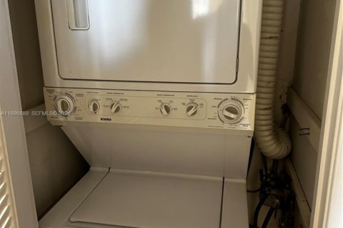 Купить кондоминиум в Бока-Ратон, Флорида 2 спальни, 142.6м2, № 2044936 - фото 29