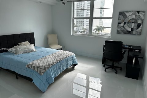 Купить кондоминиум в Бока-Ратон, Флорида 2 спальни, 142.6м2, № 2044936 - фото 20