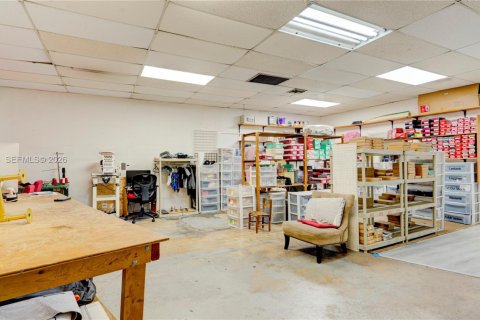 Immobilier commercial à vendre à Hialeah, Floride № 2170912 - photo 26