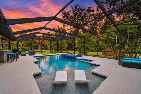Casa en venta en Bradenton, Florida, 8 dormitorios, 286.23 m2 № 2383712 - foto 4