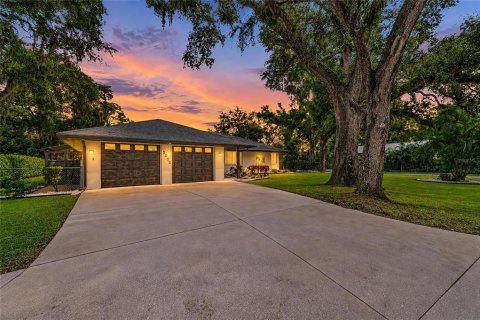 Casa en venta en Bradenton, Florida, 8 dormitorios, 286.23 m2 № 2383712 - foto 10