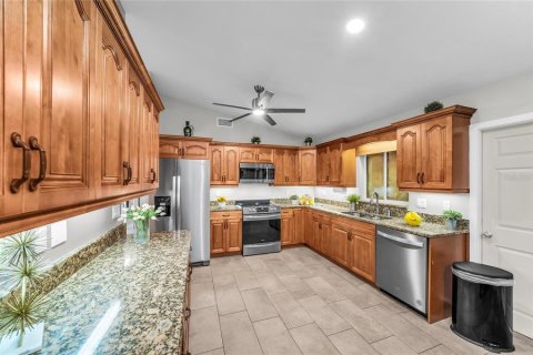 Casa en venta en Bradenton, Florida, 8 dormitorios, 286.23 m2 № 2383712 - foto 22
