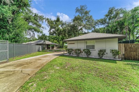 Casa en venta en Bradenton, Florida, 8 dormitorios, 286.23 m2 № 2383712 - foto 9
