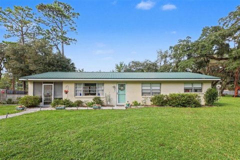 Villa ou maison à Crystal River, Floride 3 chambres, 135.27 m2 № 2366939
