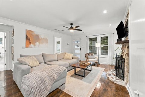 Villa ou maison à vendre à Tampa, Floride: 2 chambres, 97.92 m2 № 2414055 - photo 7