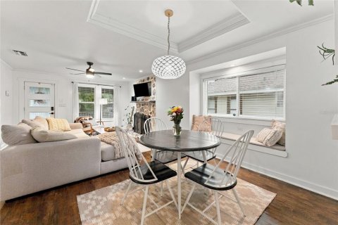 Villa ou maison à vendre à Tampa, Floride: 2 chambres, 97.92 m2 № 2414055 - photo 10