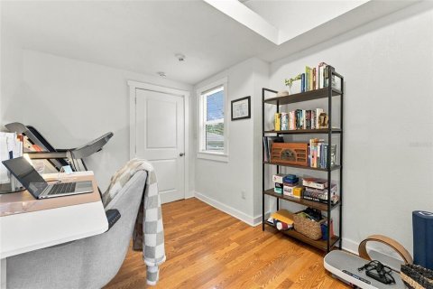 Villa ou maison à vendre à Tampa, Floride: 2 chambres, 97.92 m2 № 2414055 - photo 30