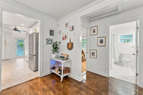 Villa ou maison à vendre à Tampa, Floride: 2 chambres, 97.92 m2 № 2414055 - photo 13