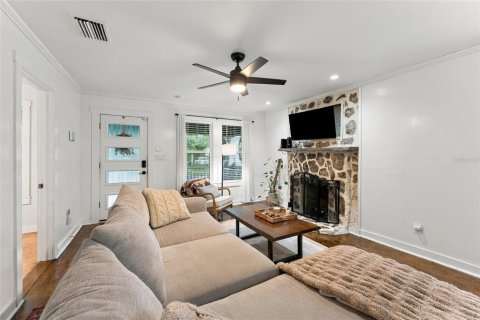 Villa ou maison à vendre à Tampa, Floride: 2 chambres, 97.92 m2 № 2414055 - photo 8