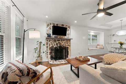 Villa ou maison à vendre à Tampa, Floride: 2 chambres, 97.92 m2 № 2414055 - photo 6