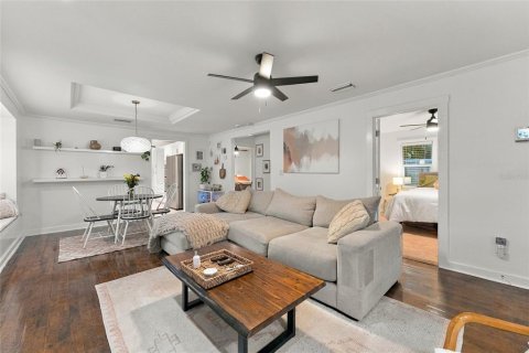 Villa ou maison à vendre à Tampa, Floride: 2 chambres, 97.92 m2 № 2414055 - photo 9