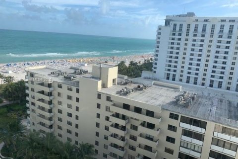 Copropriété à louer à Miami Beach, Floride: 52.03 m2 № 1985436 - photo 11