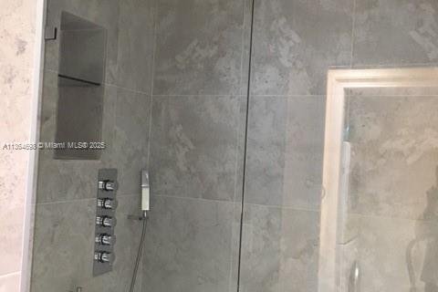 Copropriété à louer à Miami Beach, Floride: 52.03 m2 № 1985436 - photo 7