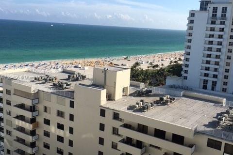 Copropriété à louer à Miami Beach, Floride: 52.03 m2 № 1985436 - photo 12