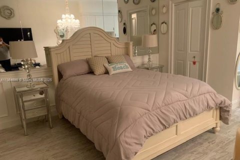 Copropriété à louer à Miami Beach, Floride: 52.03 m2 № 1985436 - photo 3