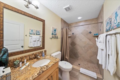 Casa en venta en Cocoa, Florida, 5 dormitorios, 346.25 m2 № 2054822 - foto 30