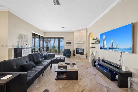 Casa en venta en Cocoa, Florida, 5 dormitorios, 346.25 m2 № 2054822 - foto 22