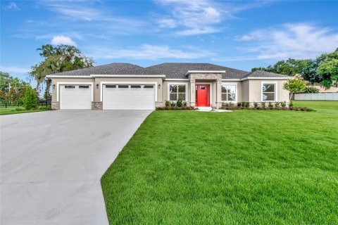 Villa ou maison à Montverde, Floride 4 chambres, 198.16 m2 № 2225465