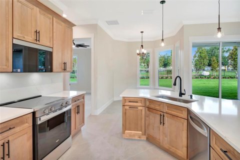 Villa ou maison à vendre à Montverde, Floride: 4 chambres, 198.16 m2 № 2225465 - photo 4