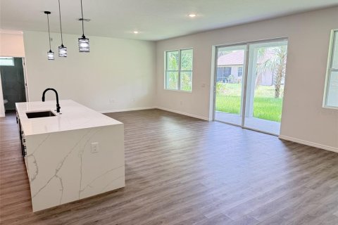 House in North Port, Florida 4 bedrooms, 185.8 sq.m. № 1436804 - photo 12