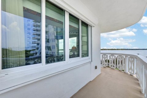 Condo in Daytona Beach, Florida, 2 bedrooms № 2149541 - photo 28