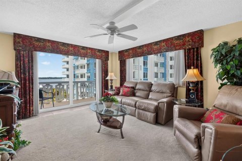 Condo in Daytona Beach, Florida, 2 bedrooms № 2149541 - photo 7