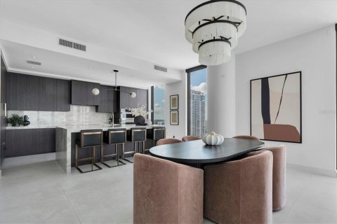 Condo in Saint Petersburg, Florida, 3 bedrooms № 2391236 - photo 18