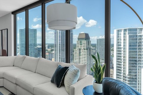 Condo in Saint Petersburg, Florida, 3 bedrooms № 2391236 - photo 17