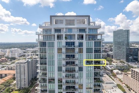 Condo in Saint Petersburg, Florida, 3 bedrooms № 2391236 - photo 2