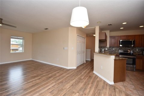 Condo in Bunnell, Florida, 2 bedrooms № 2148229 - photo 15