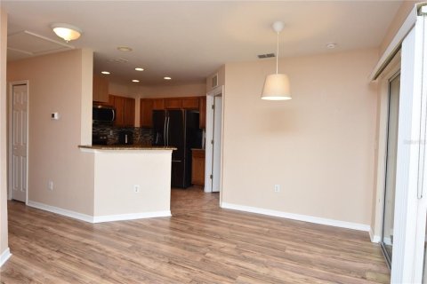 Condo in Bunnell, Florida, 2 bedrooms № 2148229 - photo 10