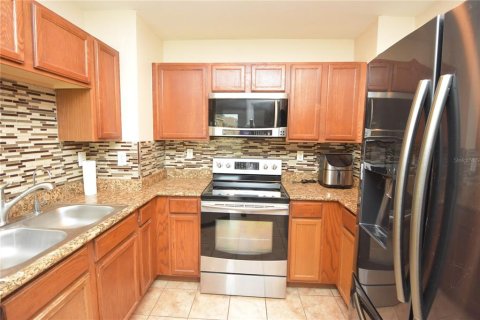 Condo in Bunnell, Florida, 2 bedrooms № 2148229 - photo 18