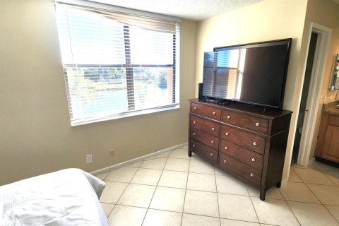 Copropriété à louer à Delray Beach, Floride: 2 chambres, 109.16 m2 № 2147271 - photo 11