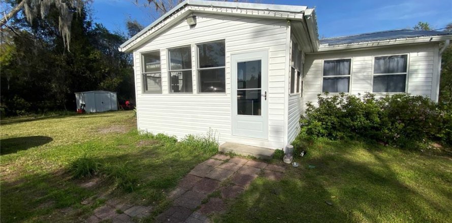 House in Raiford, Florida 3 bedrooms, 116.69 sq.m. № 1591315