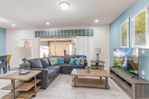 Adosado en venta en Kissimmee, Florida, 4 dormitorios, 210.24 m2 № 2195460 - foto 9