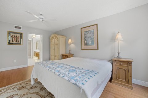 Купить кондоминиум в Тамарак, Флорида 1 комната, 139.35м2, № 2247865 - фото 12