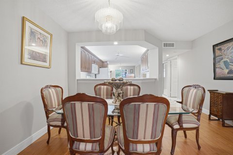 Купить кондоминиум в Тамарак, Флорида 1 комната, 139.35м2, № 2247865 - фото 4