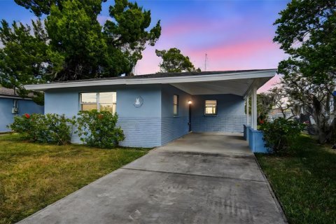Villa ou maison à New Port Richey, Floride 2 chambres, 87.79 m2 № 2125066
