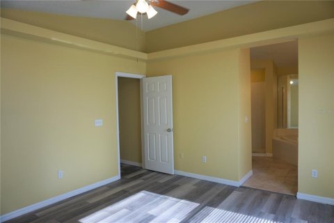 House in Sanford, Florida 3 bedrooms, 102.1 sq.m. № 2378349 - photo 10